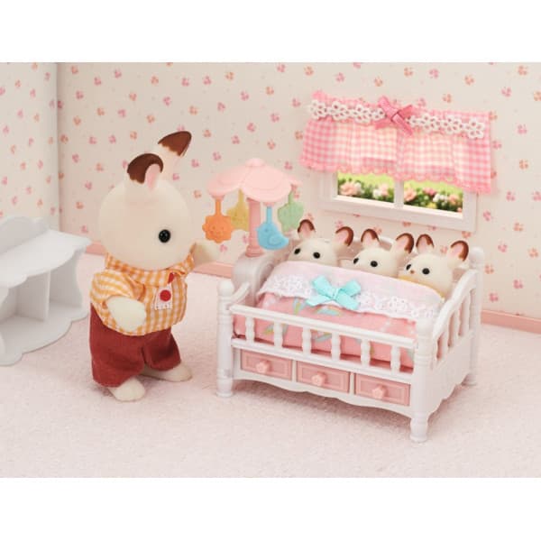 Sylvanian Families - Babysäng med mobiler