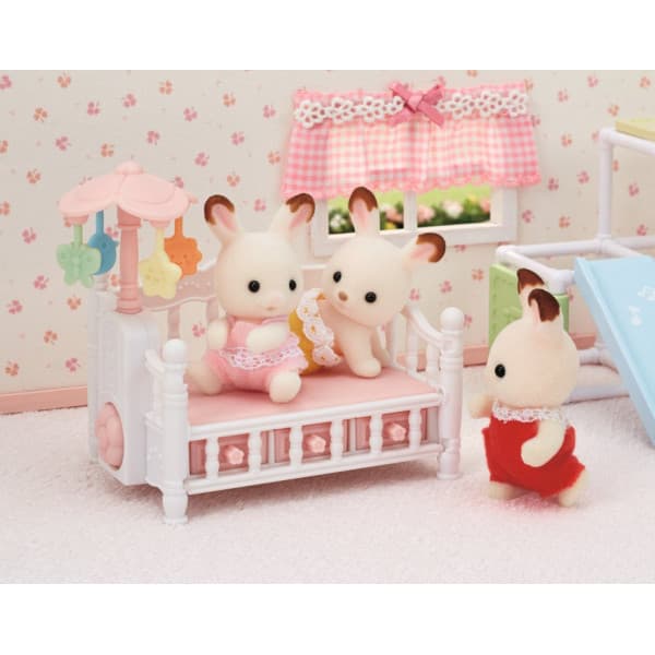 Sylvanian Families - Babysäng med mobiler