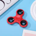 Miniatyrbillede 1 af 5: OBOSOE Fidget Spinners Legetøj, Sensorisk Hånd Fidget, Tri-Spinner Finger Fidget Spinner, Angst- og afstressende legetøj til børn og voksne