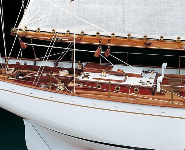 Amati - Dorade Racing Yacht 1:20