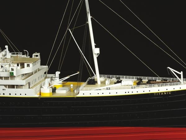 Amati - Titanic 1:250