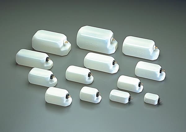 DB424 Dubro Tank 710cc 24oz 190x64x78mm