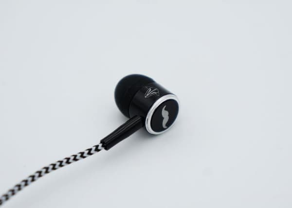 Team Blacksheep TBS Mr Steele Earbud