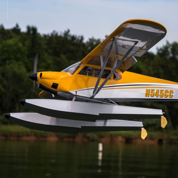 Hangar 9 Floaters 1/5 skala