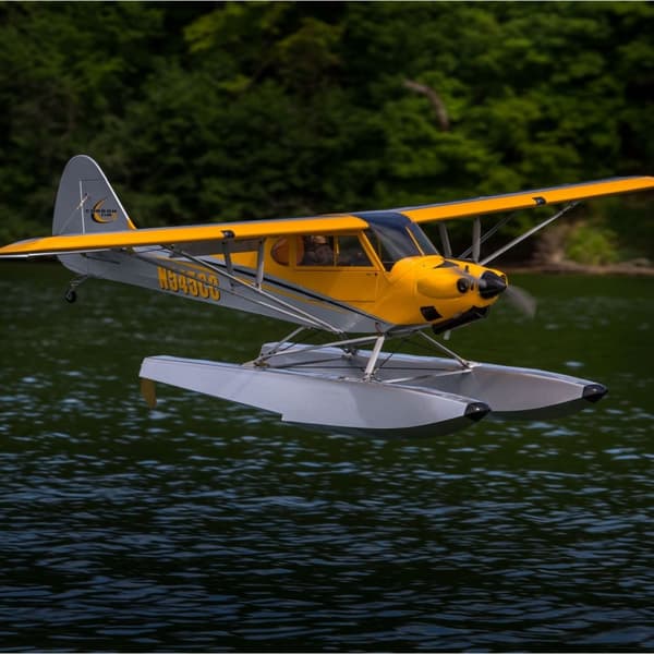 Hangar 9 Floaters 1/5 skala