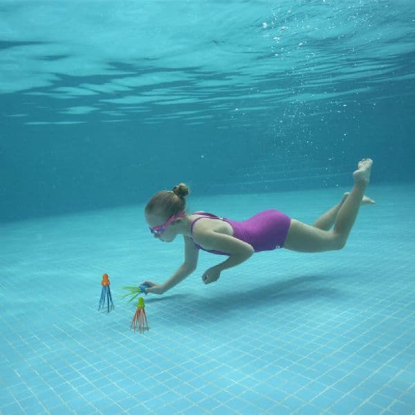 Speedy Squid Underwater Toy
