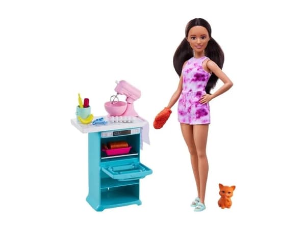 Barbie-nukke ja sisä- ja ulkotilojen setti (2)