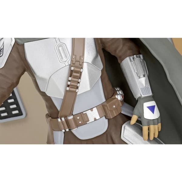 Revell 06784 The Mandalorian: The Bounty Hunter Science Fiction byggsats 1:9