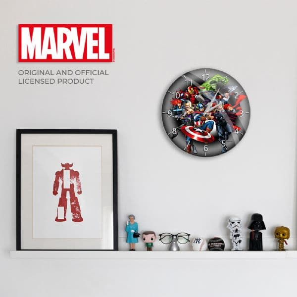 Marvel Avengers svart analog väggklocka