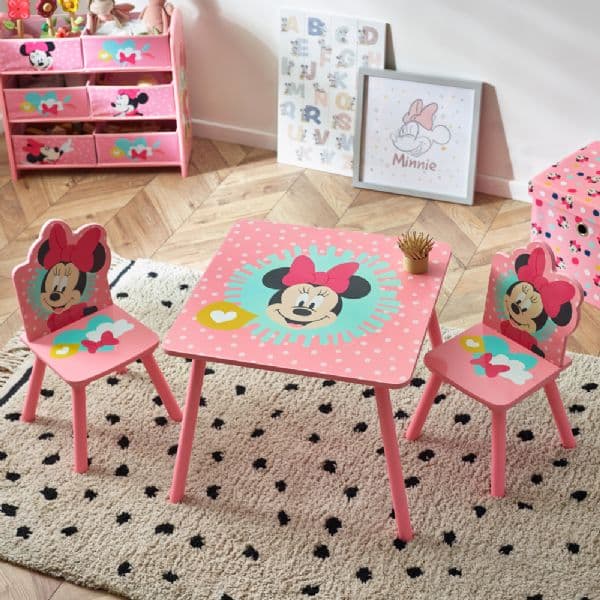 Minnie Mouse bord och stolar