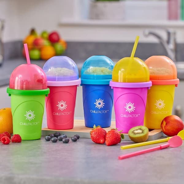 CHILLFACTOR FRUITASTIC SLUSHY MAKER ASS - assorted
