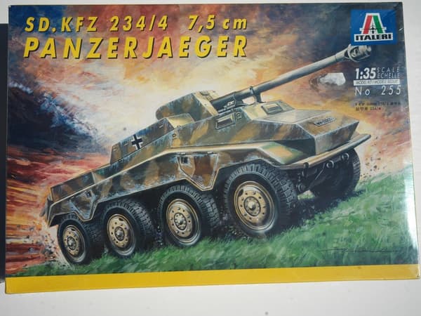 Italeri SD. KFZ 234 Panzerjaiger German Special Purpose 1:35 Scale Model  255 1/35