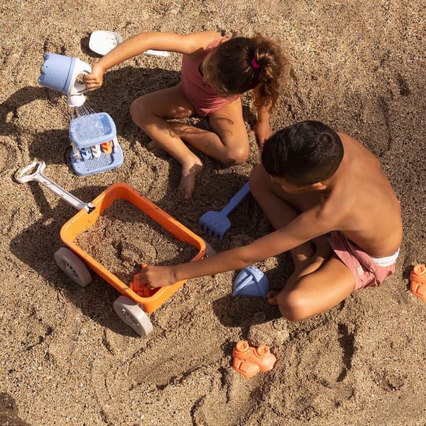 Eurekakids Til Trillebør Med Y 7 Tilbehør Til Strand. Sand Og Vand