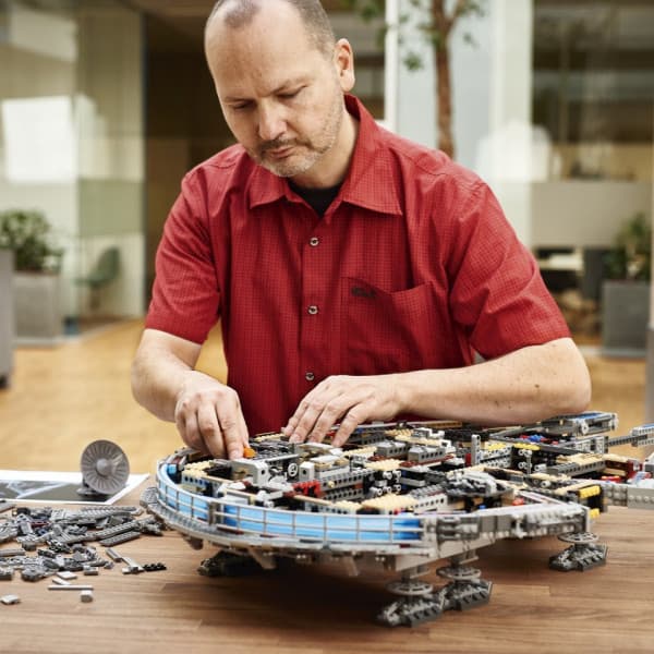 LEGO Star Wars UCS Millennium Falcon 75192