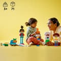Pikkukuva 2 / 9: LEGO DUPLO Town 10423 - Rakenna ihmisiä isoine tunteineen