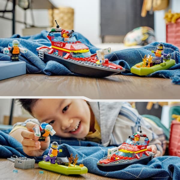 LEGO City Brandräddningsbåt 60373 Bygg- och lekset (144 delar)