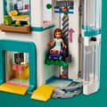 Miniatyrbild 4 av 9: LEGO Friends Heartlake Citys sjukhus Set 42621
