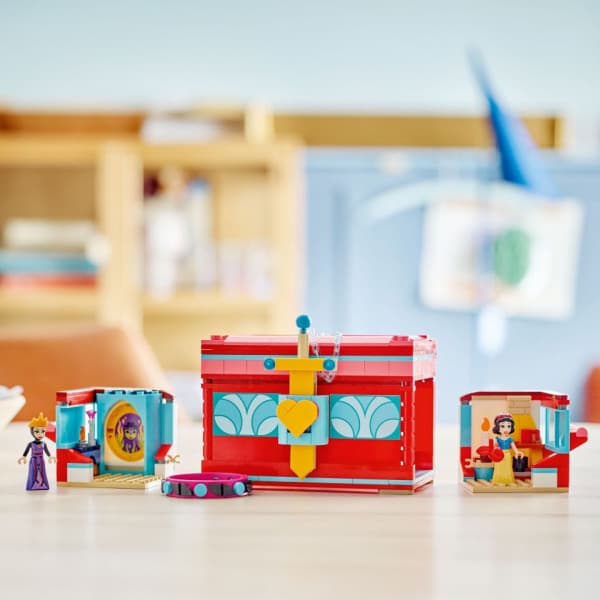 LEGO Disney Princess 43276 - Lumikin korurasia