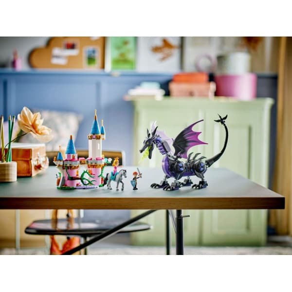 LEGO Disney Princess 43240 - Pahatar lohikäärmeenä