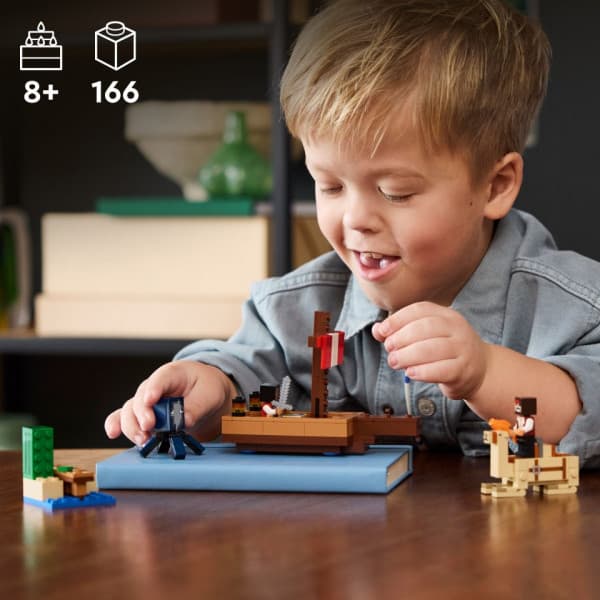 LEGO Minecraft Piratskeppsresan Lekset med båt 21259