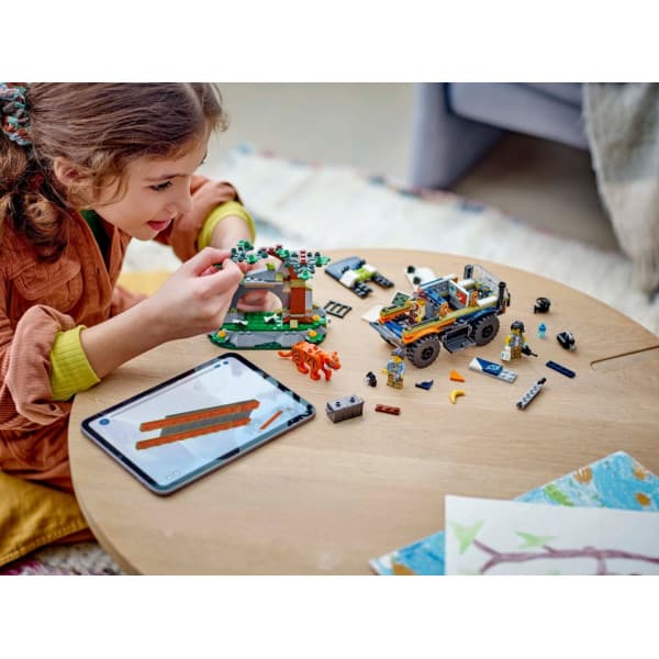 LEGO City Exploration 60426 - Viidakkotutkijan maastoauto