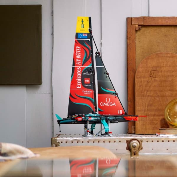 LEGO Technic Emirates Team New Zealand AC75 yacht 42174