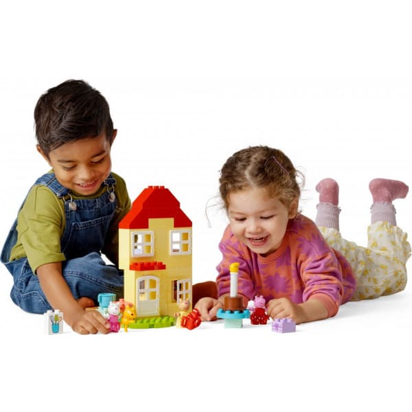 LEGO DUPLO Peppa Pig 10433 - Pipsa Possun syntymäpäivätalo