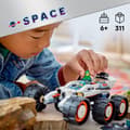 Pikkukuva 2 / 9: LEGO City Space 60431 - Avaruustutkimuskulkija ja vieras elämänmuoto