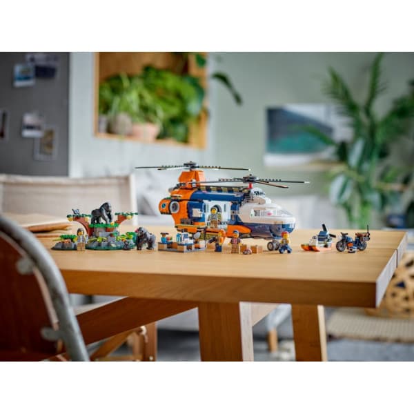 LEGO City Exploration 60437 - Viidakkotutkijan helikopteri leirissä
