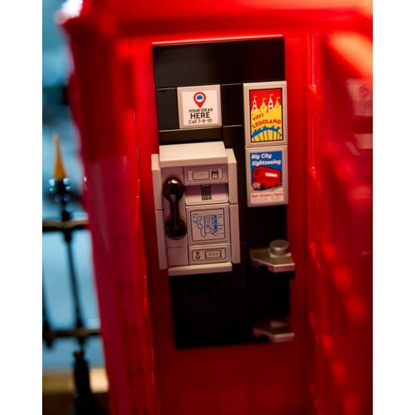 LEGO Ideas Röd telefonkiosk i London Set 21347