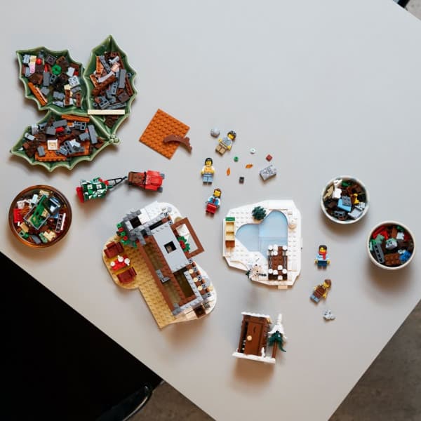 LEGO Icons Alpstuga 10325 Byggset (1 517 delar)
