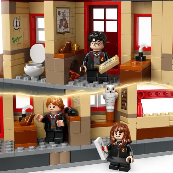 LEGO® Harry Potter™ Hogwarts-expressen & Hogsmeade™ station 76423 (1.074 dele)