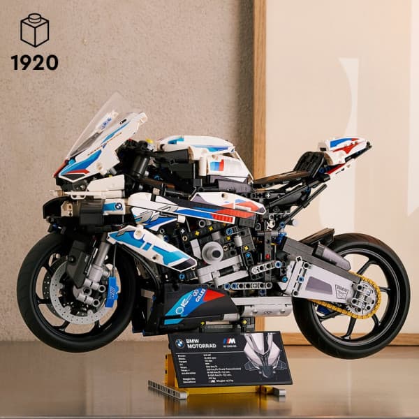LEGO Technic BMW M 1000 RR 42130 Modellbyggset (1 925 delar)