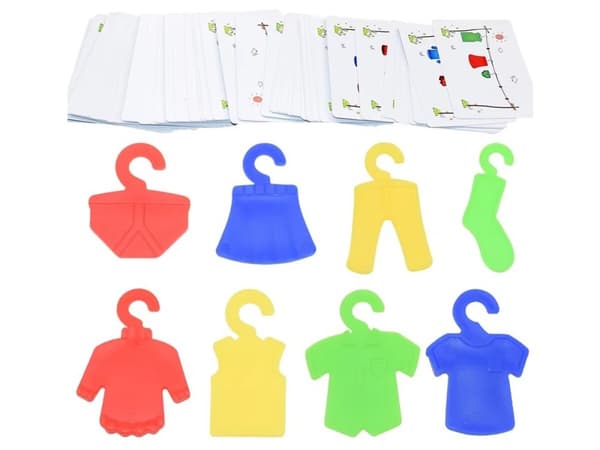 Pedagogiskt reflexspel "Poker Clothes Game", Ordna tvätten av kläder pussel