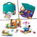 Pikkukuva 8 / 11: LEGO Friends 42672 – Loma‑ ja rantarakennelmat matkalaukussa