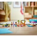 Pikkukuva 10 / 11: LEGO Friends 42672 – Loma‑ ja rantarakennelmat matkalaukussa