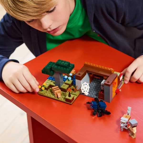LEGO Minecraft 21269 – Græshoppeminen