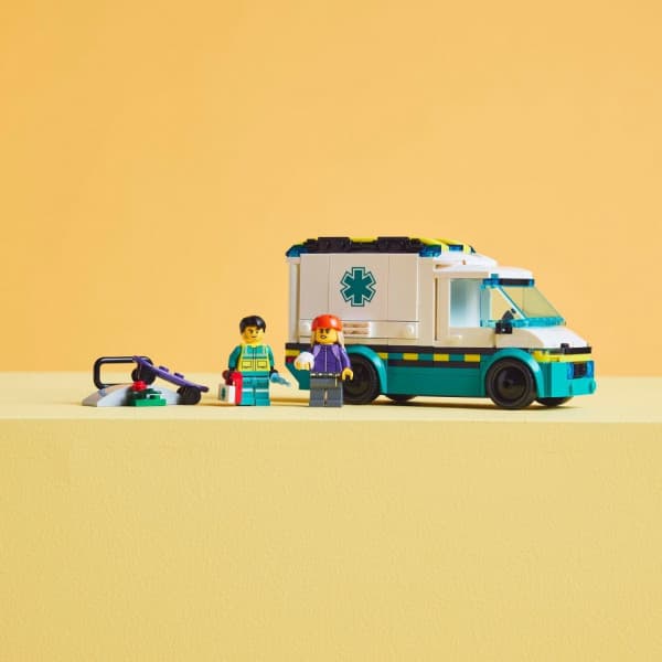 LEGO City 60451 - Ambulance kaldestart