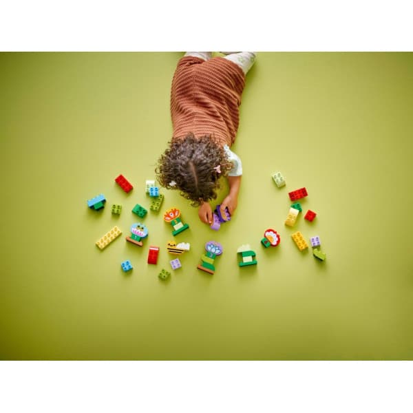 LEGO DUPLO Stad 10444 – Fantasiträdgård och roliga blommor