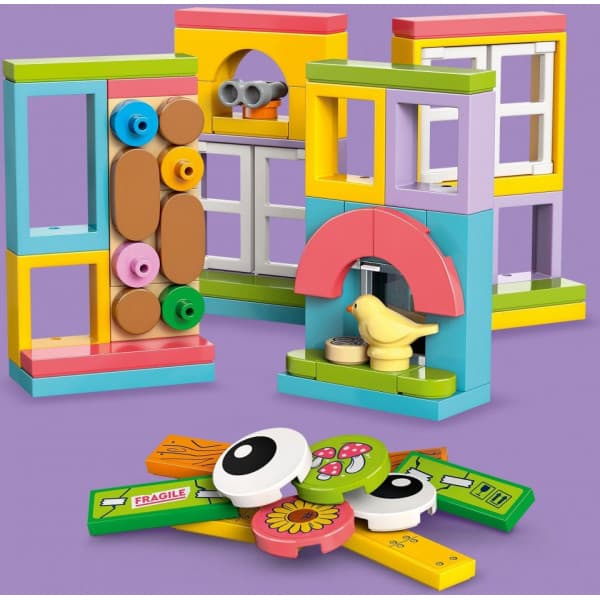 LEGO Friends 42652 – Ajanviettoa ystävyyden puumajalla