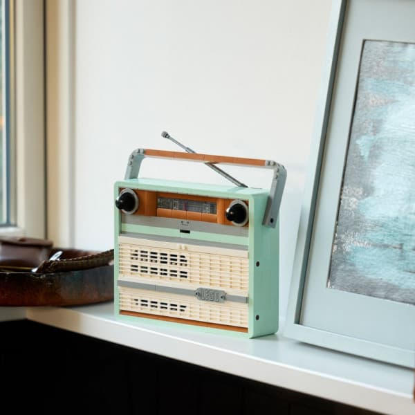 LEGO Ikoner 10334 – Retroradio