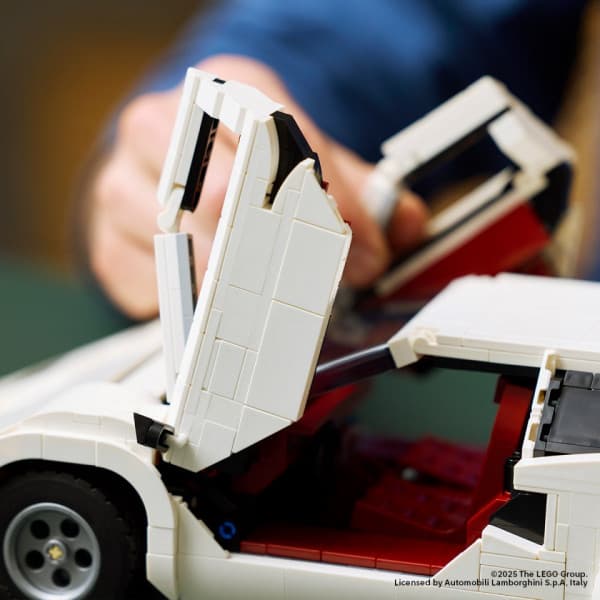 LEGO Icons 10337 – Lamborghini Countach 5000 Quattrovalvole
