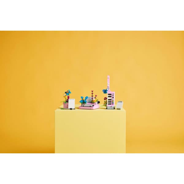 LEGO Creator 31169 – Kirjoituskone ja kukat