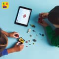 Miniatyrbild 7 av 11: LEGO City 60458 – Pizzabil vs. brandbil – tävlingsbilspaket