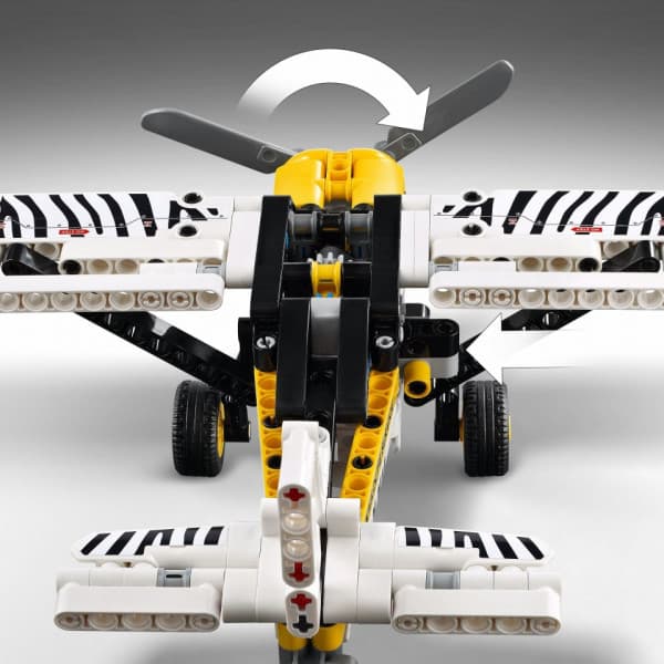 LEGO Technic 42198 – Syrjäseudun pienkone