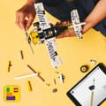 Pikkukuva 7 / 11: LEGO Technic 42198 – Syrjäseudun pienkone