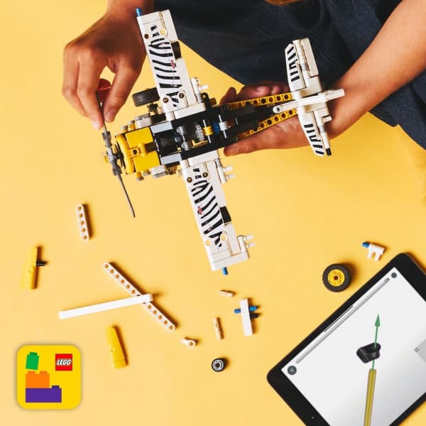 LEGO Technic 42198 – Syrjäseudun pienkone