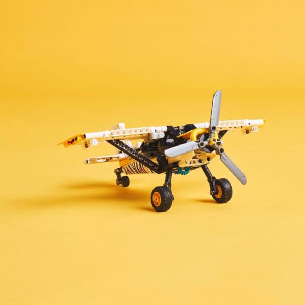 LEGO Technic 42198 – Syrjäseudun pienkone