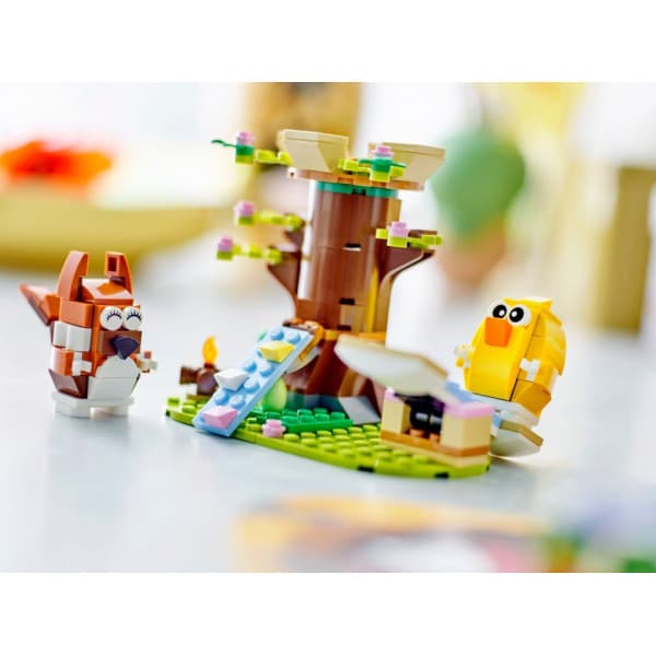 LEGO Iconic 40709 – Lemmikkien keväinen leikkipaikka