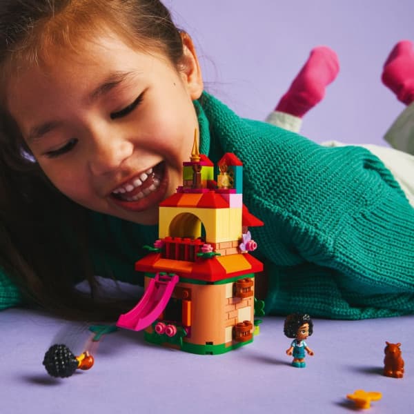 LEGO Disney 43261 – Encanto hus i miniatyr